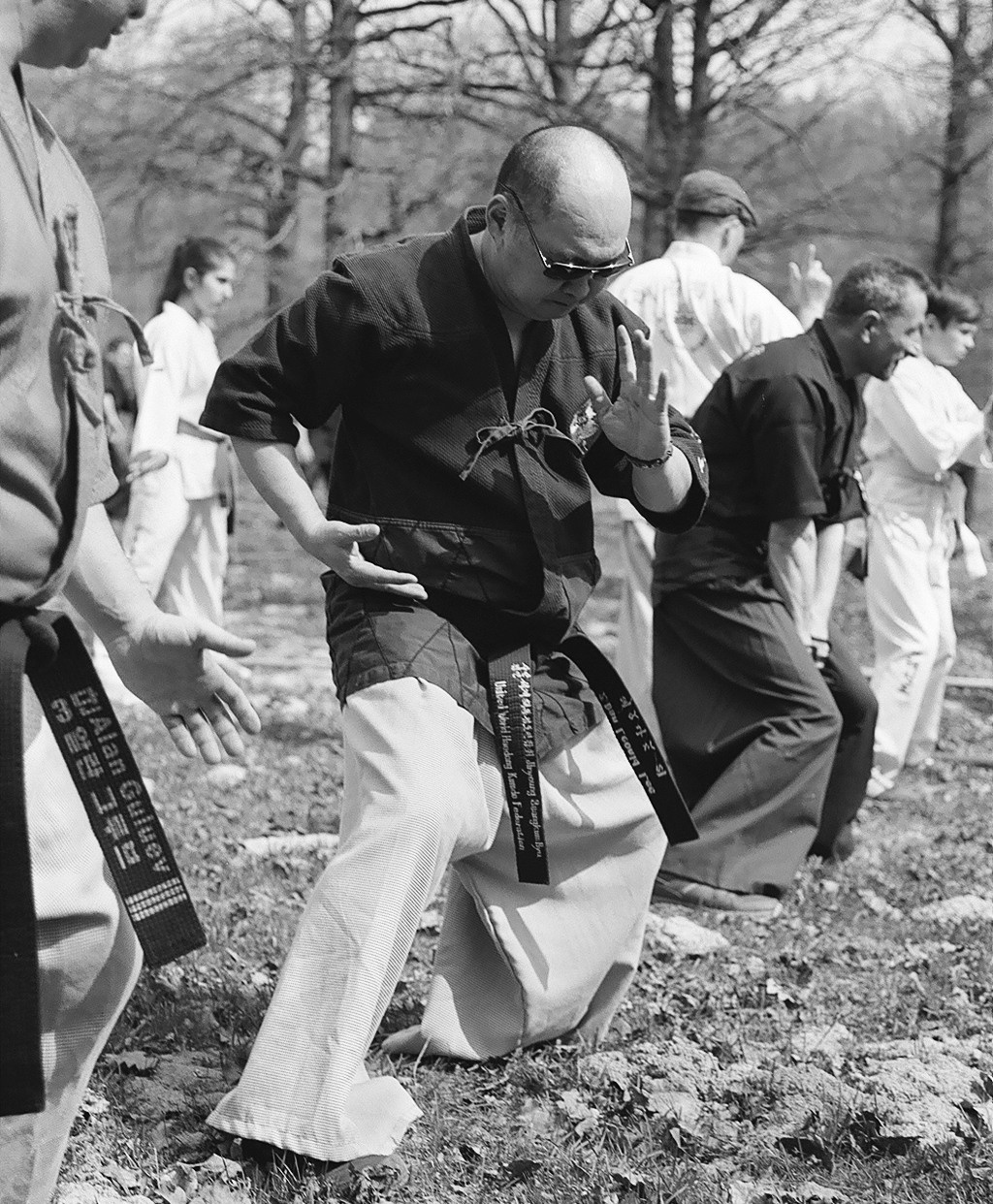 Занятия гуппы хапкидо в парке. Балетный фотограф Москва Майоров Николай
