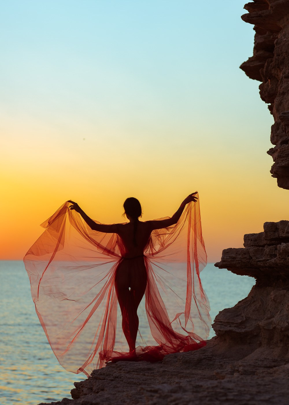 Portrait, fashion, boudoir, fine art. Official website of the international art model Naya