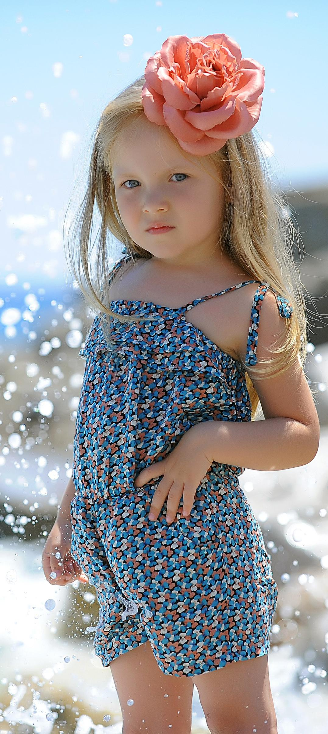 Family and children photoshoots. Professiional photographer in Turkey