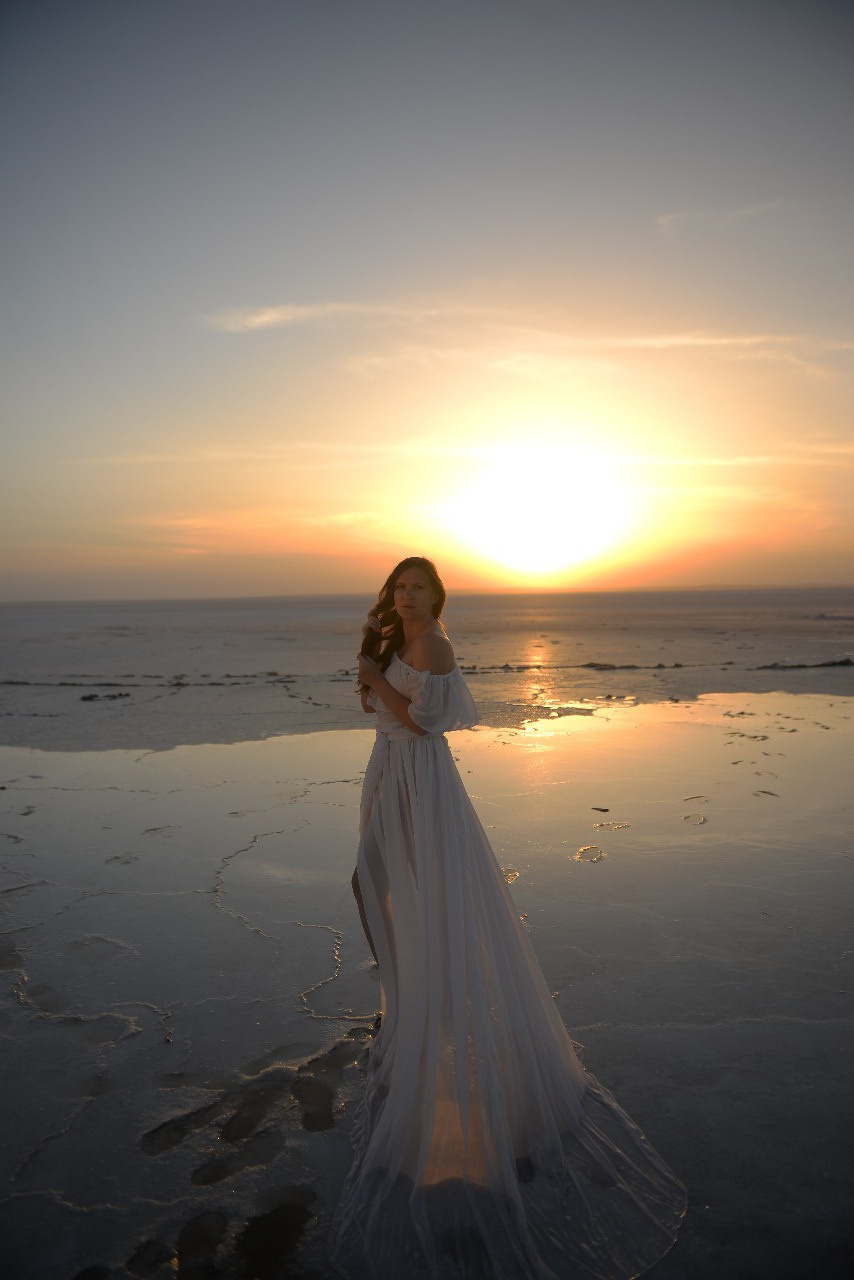 Белое платье. Профессиональный фотограф в Турции Анталии Кемере Сиде Белеке Алании