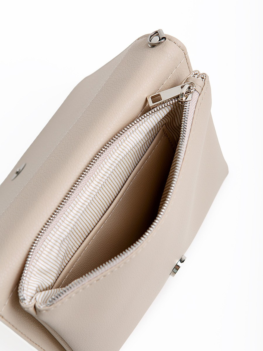 Сумка-клатч. Контент фотограф, съемка для маркетплейсов, фуд съемка и репортажи в Новосибирске Ралия Галеева