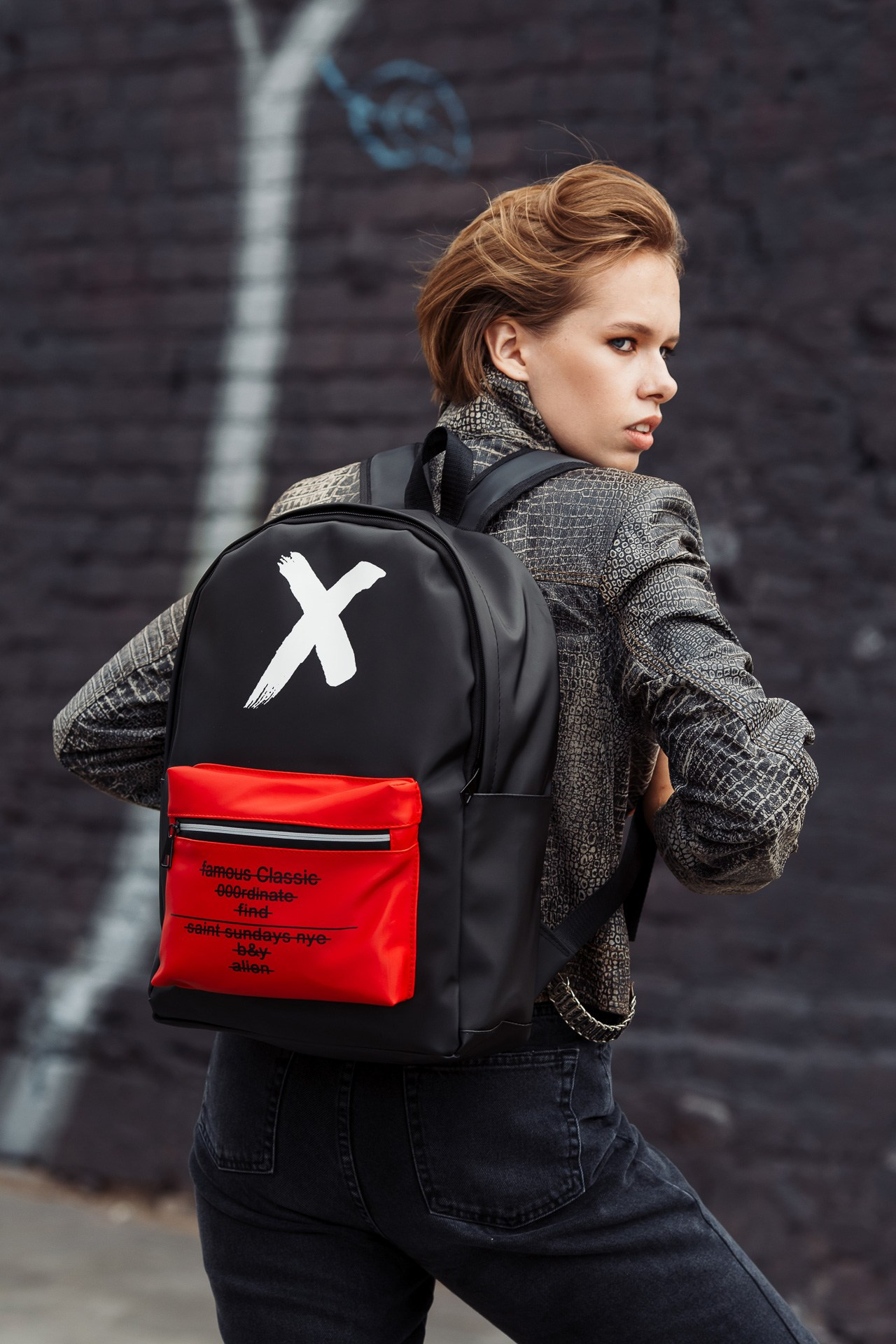 WB OZON Рюкзаки. Фотосъёмка для бизнеса — предметное фото, репортаж с мероприятий, портреты людей, съёмка интерьера и экстерьера