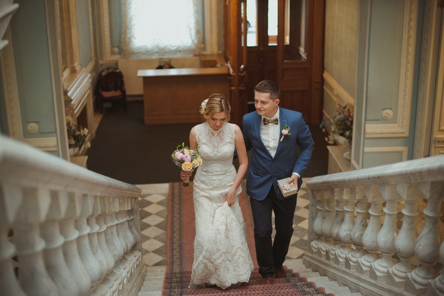 Свадебная прогулка по Санкт-Петербургу. Фотограф крещение венчание в Петербурге! Помогает подобрать храм и посоветовал душевного батюшку в СПб