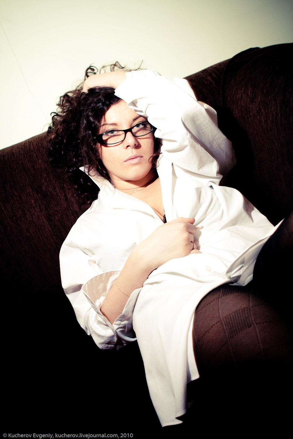 Маша и бильярд. Кучеров Евгений. Фотограф