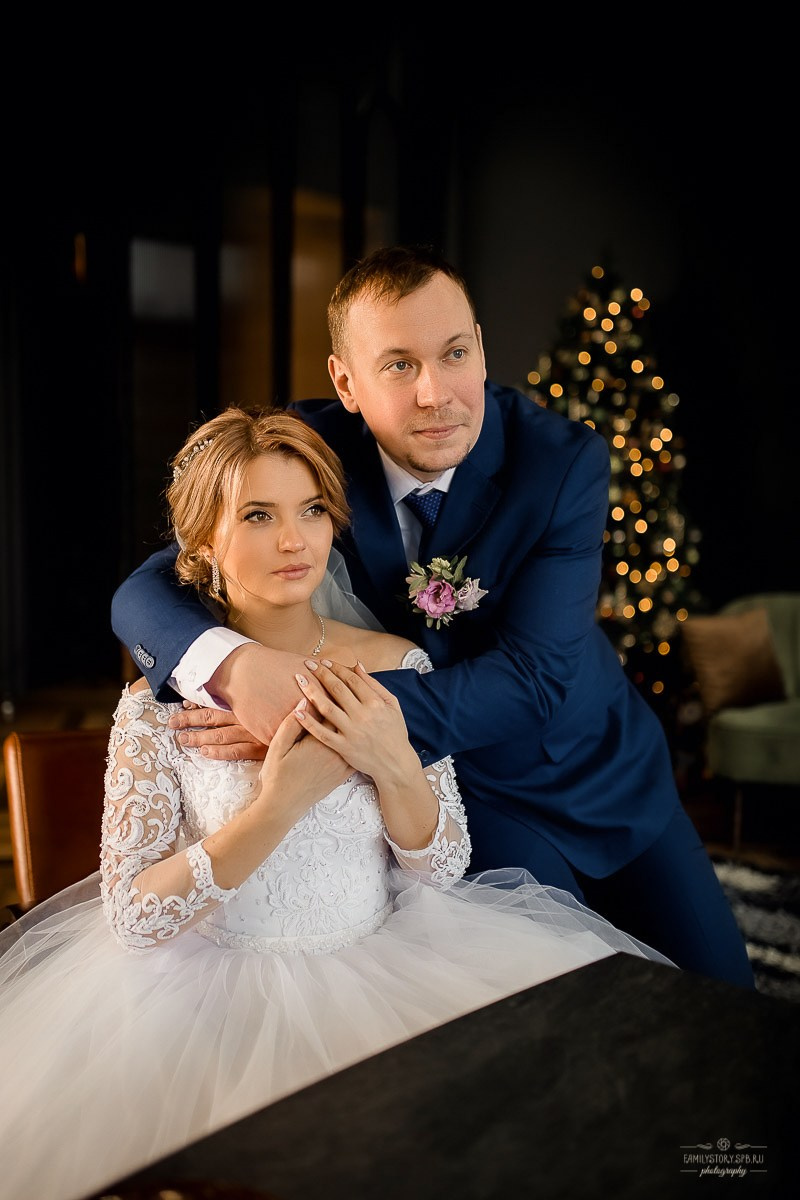 Свадебная фотосессия в интерьере: уют, фактура и свет как у старых мастеров. Свадебный фотограф — Санкт-Петербург (СПб) Питер