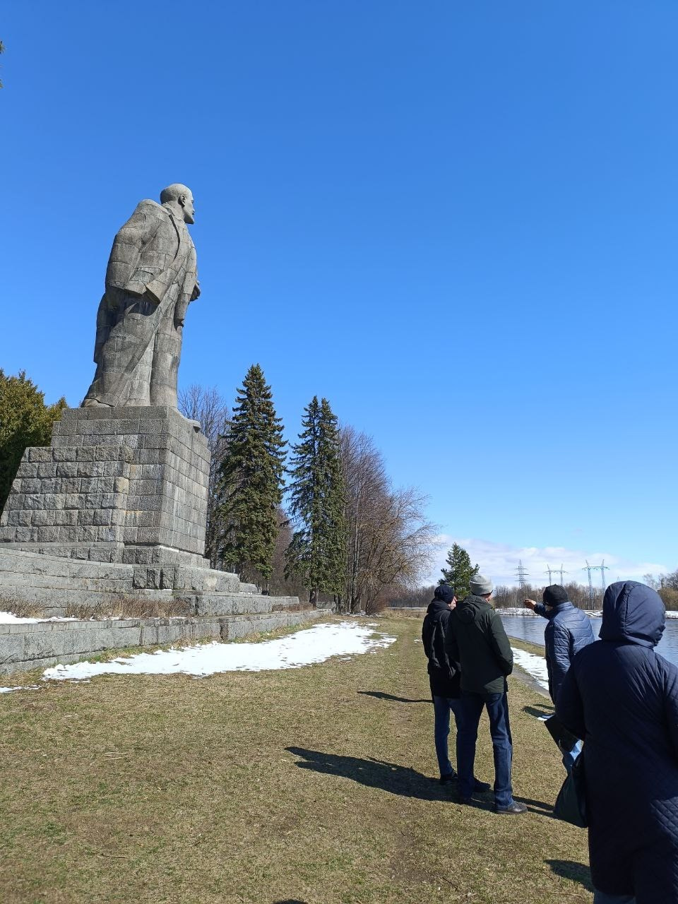 Дубна. Экскурсионная поездка | 12.04.2025. Галерея Фантим