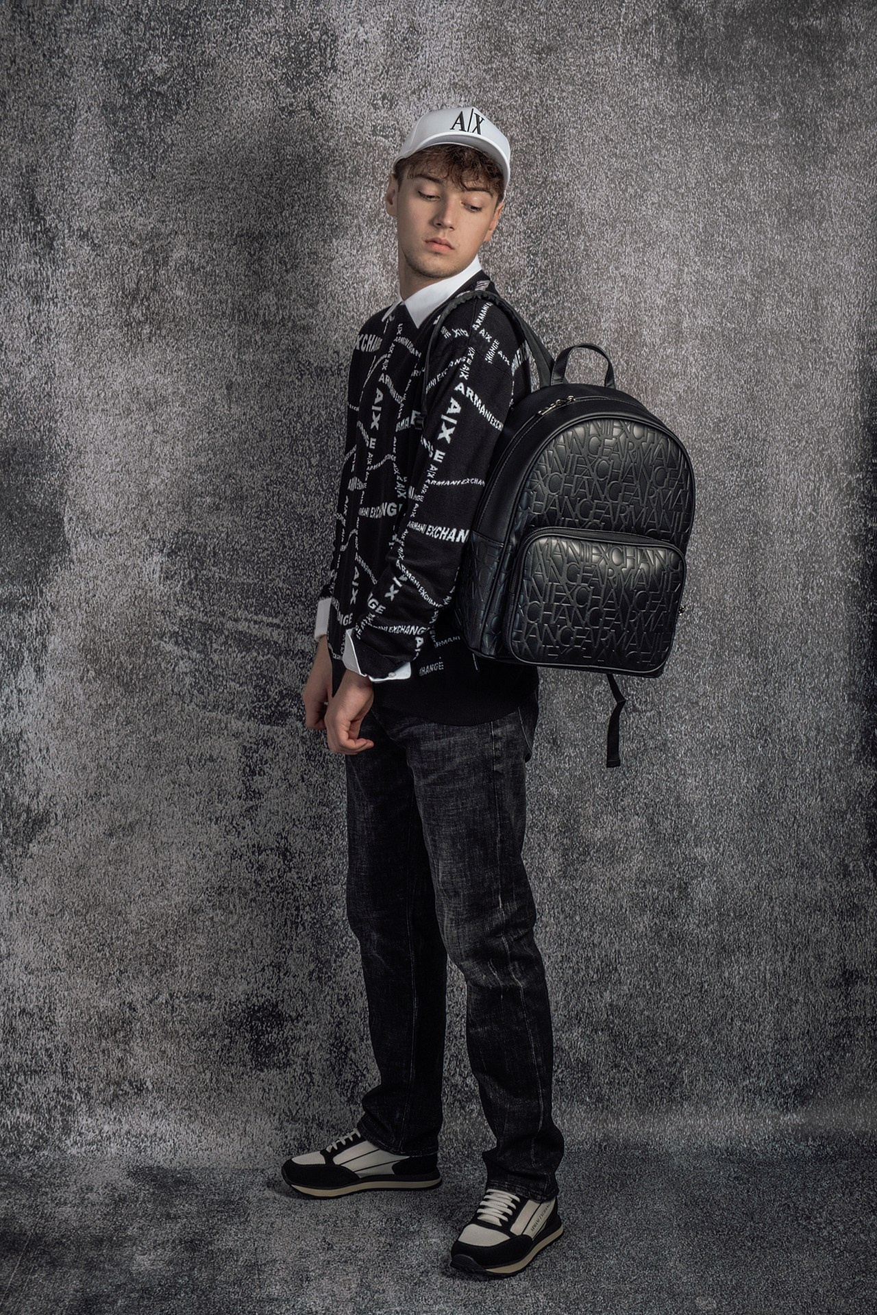 Предметная съёмка для маркетплейсов в Симферополе. Предметный фотограф в Симферополе Антон Катунин