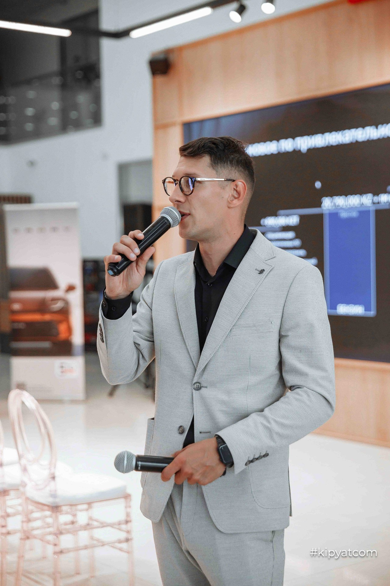 Test Drive TOYOTA CAMRY 80