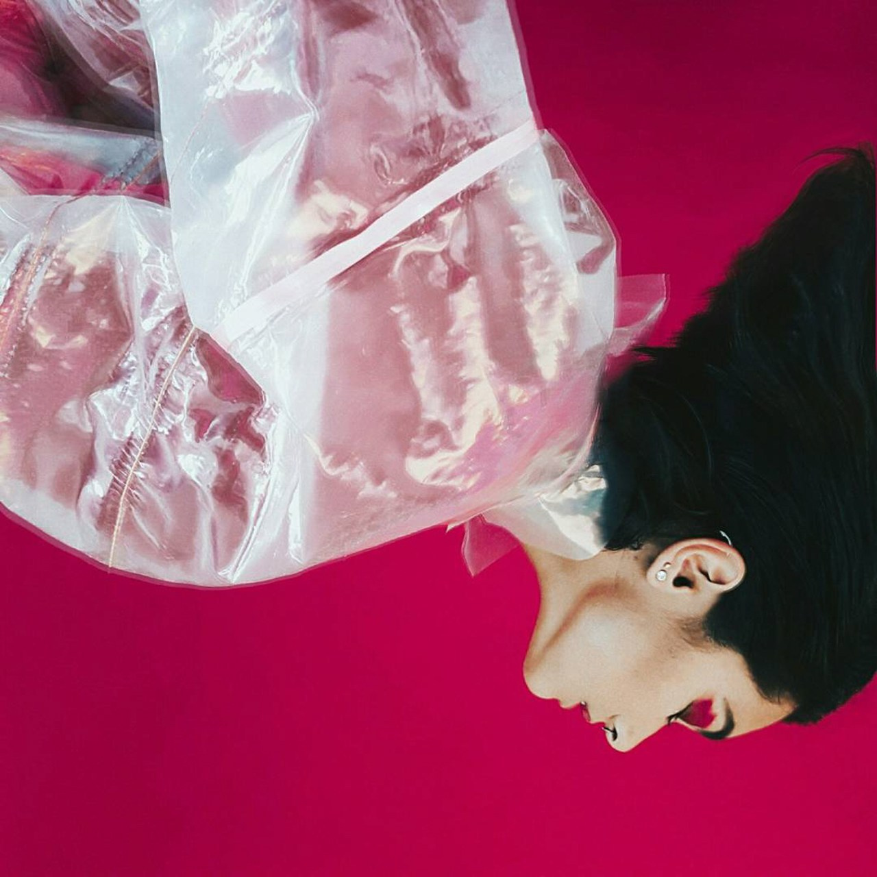 Современная концептуальная фотография о теле, уязвимости и идентичности. Визуальная практика на стиле честности, пост-иронии и искусства.Рекламная фотография, Концептуальная фотография, Современный художник, Психология, Коммерческий фотограф, Репортажный фотограф, Стрит фотография, Арт, Сюрреализм, Мобильная фотография, Снято на айфон, Дима Бурза