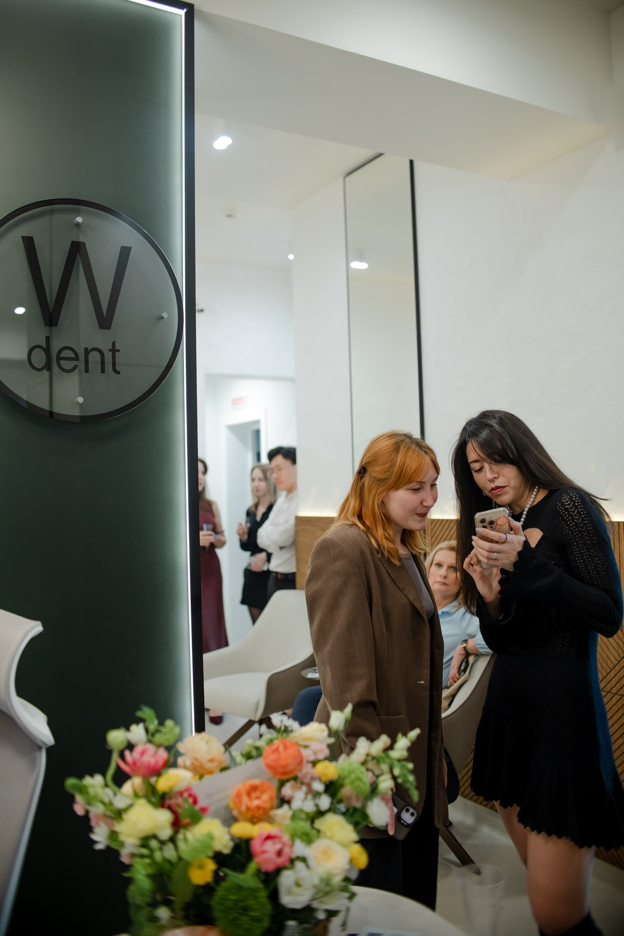 W Dent. Открытие стоматологии. Фотографы и Видеографы Night2Day Санкт-Петербург