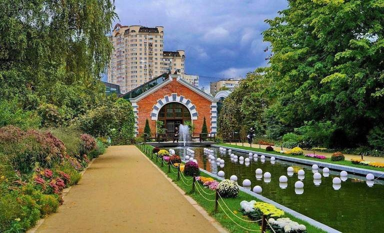 Красивые места для фотосессии в Москве для свадебной и семейной съемки