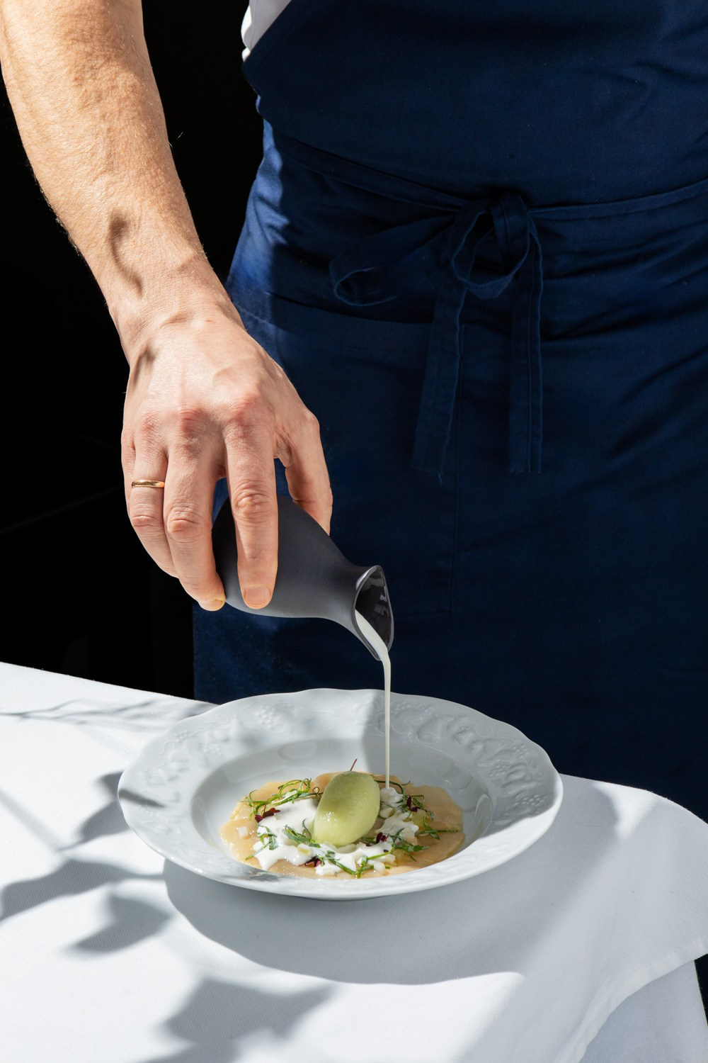 Bellevue. Night2Day Санкт-Петербург