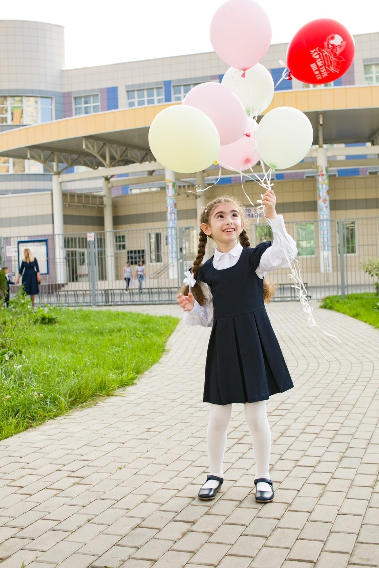 1 сентября. Выпускные альбомы для школ и детских садов