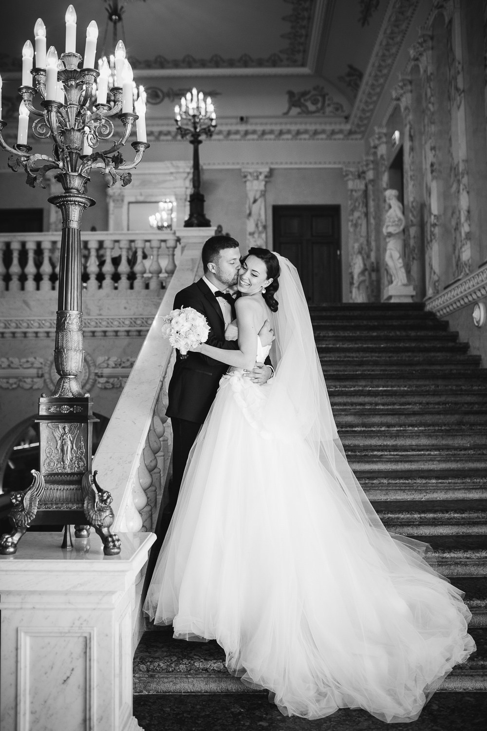 Свадьба в отеле Four Seasons Lion Palace St. Petersburg. Семейный, портретный и свадебный фотограф в Санкт-Петербурге и Москве