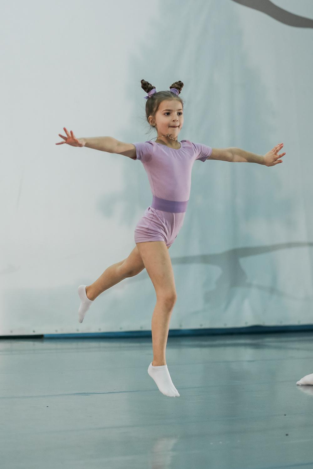 Выступление танцевального центра Дункан. Антонина Морозова, профессиональный семейный фотограф видеограф