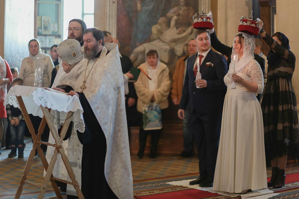 Венчание Алексея и Валерии в Никольском храме. Антонина Морозова, профессиональный семейный фотограф видеограф