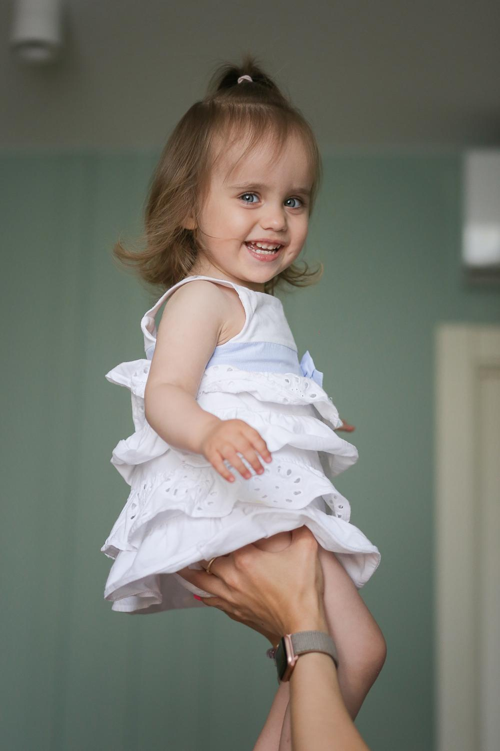 Дома у Марфы и Маруси. Антонина Морозова, профессиональный семейный фотограф видеограф