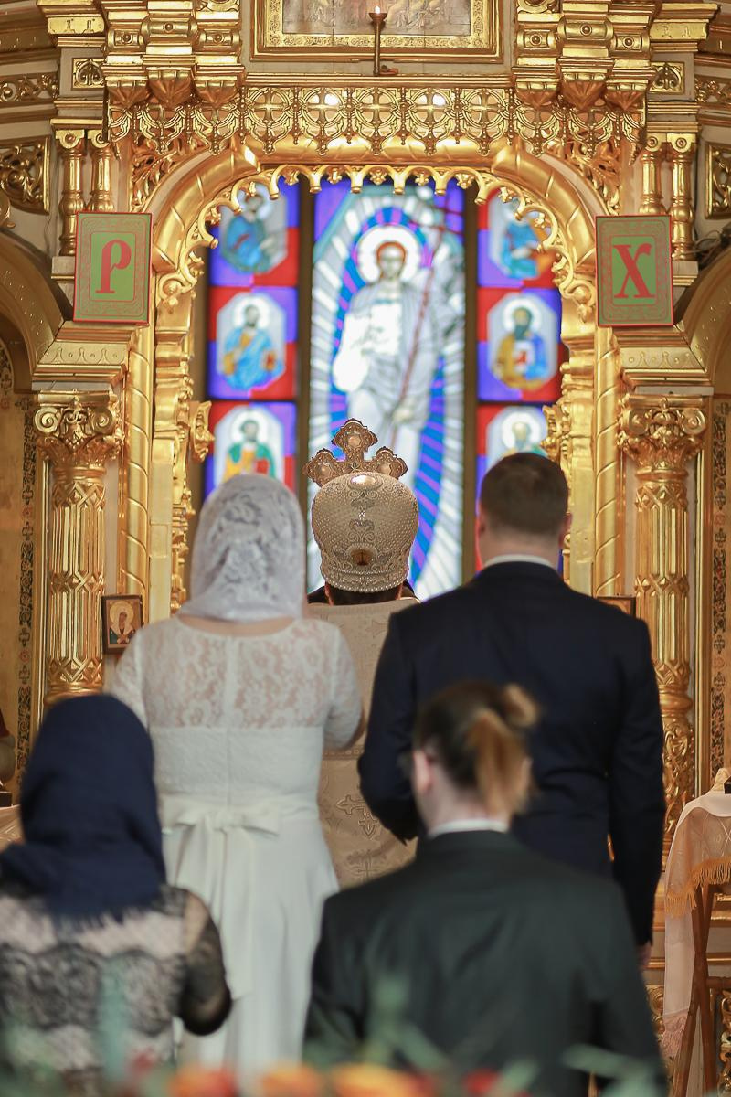 Венчание Алексея и Валерии в Никольском храме. Антонина Морозова, профессиональный семейный фотограф видеограф