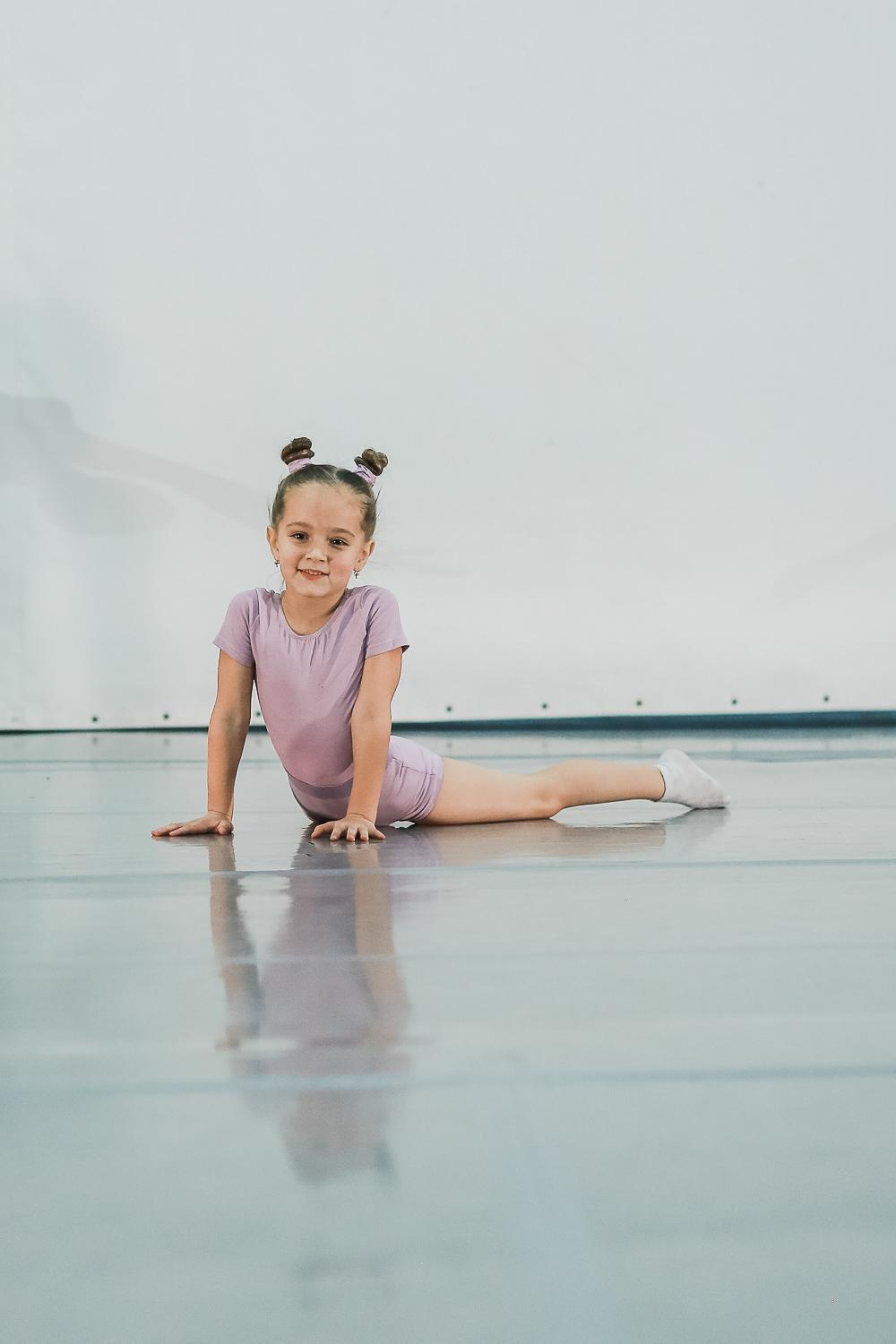 Выступление танцевального центра Дункан. Антонина Морозова, профессиональный семейный фотограф видеограф