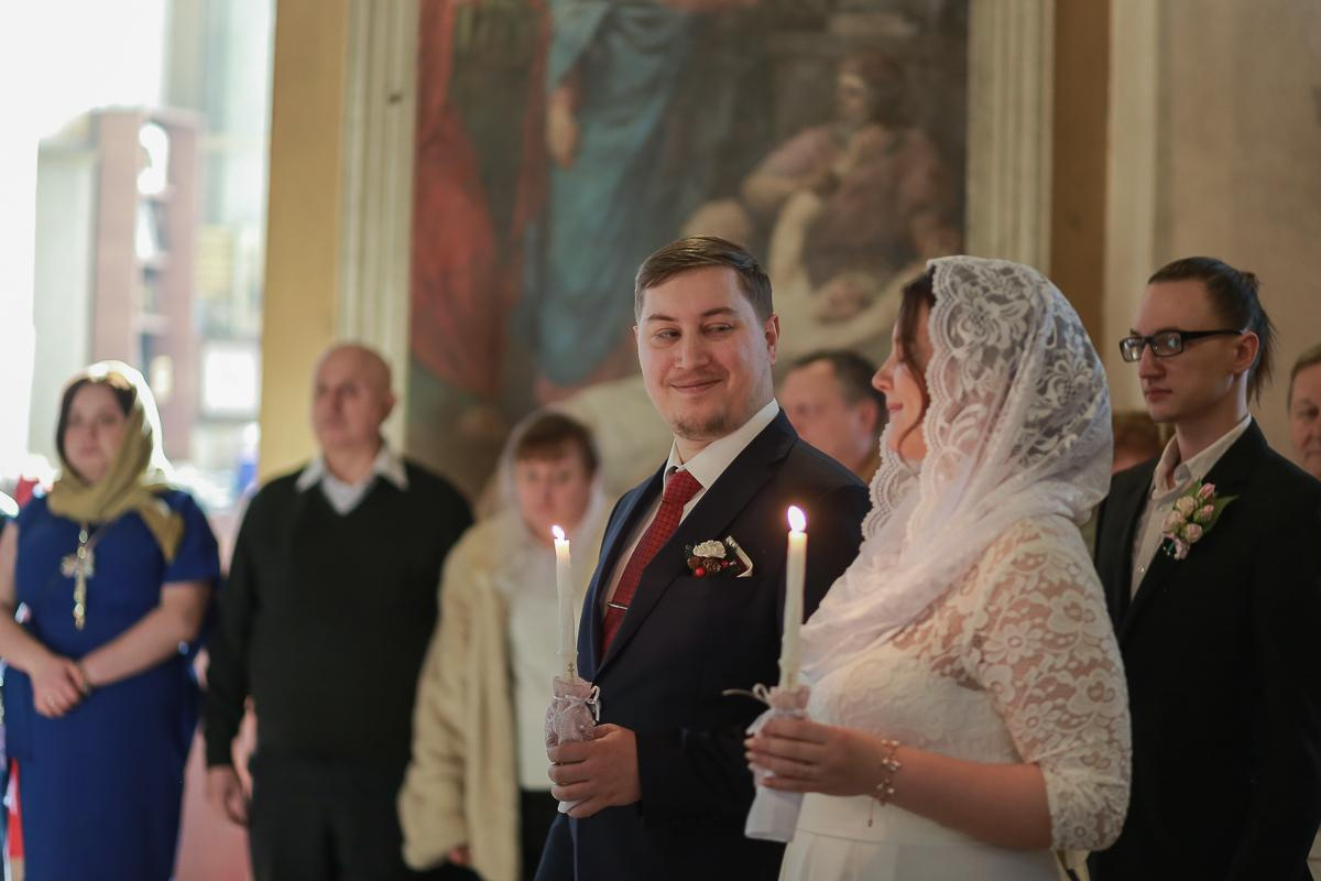 Венчание Алексея и Валерии в Никольском храме. Антонина Морозова, профессиональный семейный фотограф видеограф