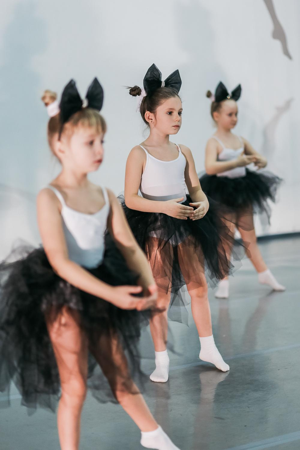 Выступление танцевального центра Дункан. Антонина Морозова, профессиональный семейный фотограф видеограф