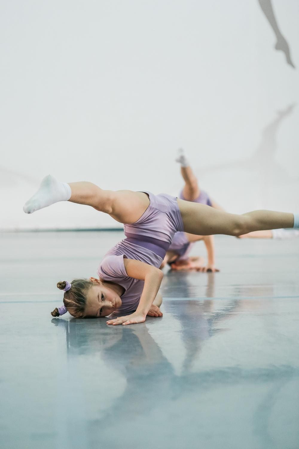 Выступление танцевального центра Дункан. Антонина Морозова, профессиональный семейный фотограф видеограф