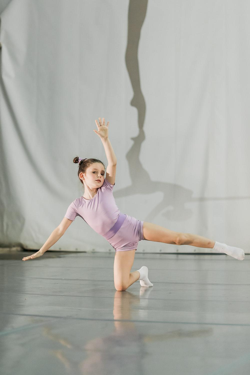 Выступление танцевального центра Дункан. Антонина Морозова, профессиональный семейный фотограф видеограф