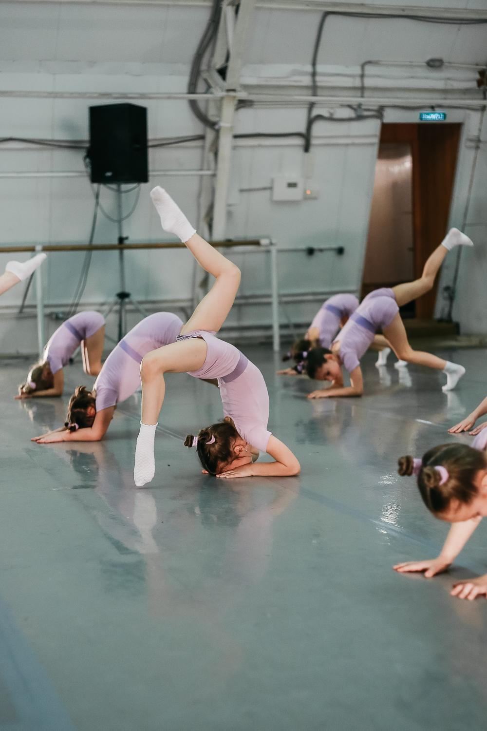 Выступление танцевального центра Дункан. Антонина Морозова, профессиональный семейный фотограф видеограф