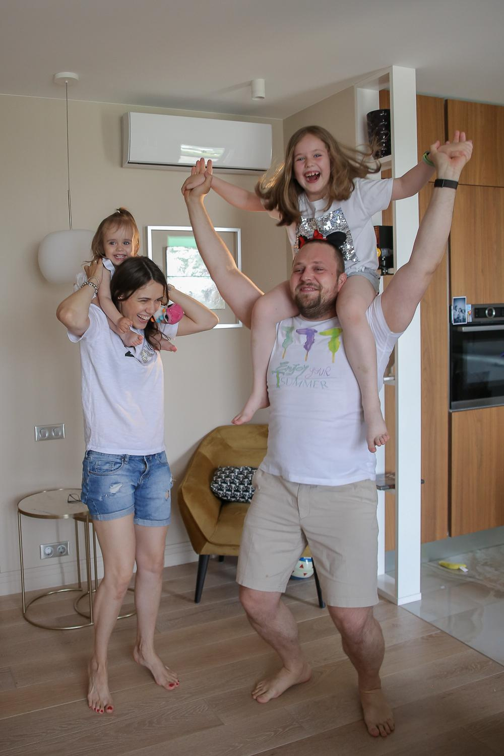 Дома у Марфы и Маруси. Антонина Морозова, профессиональный семейный фотограф видеограф