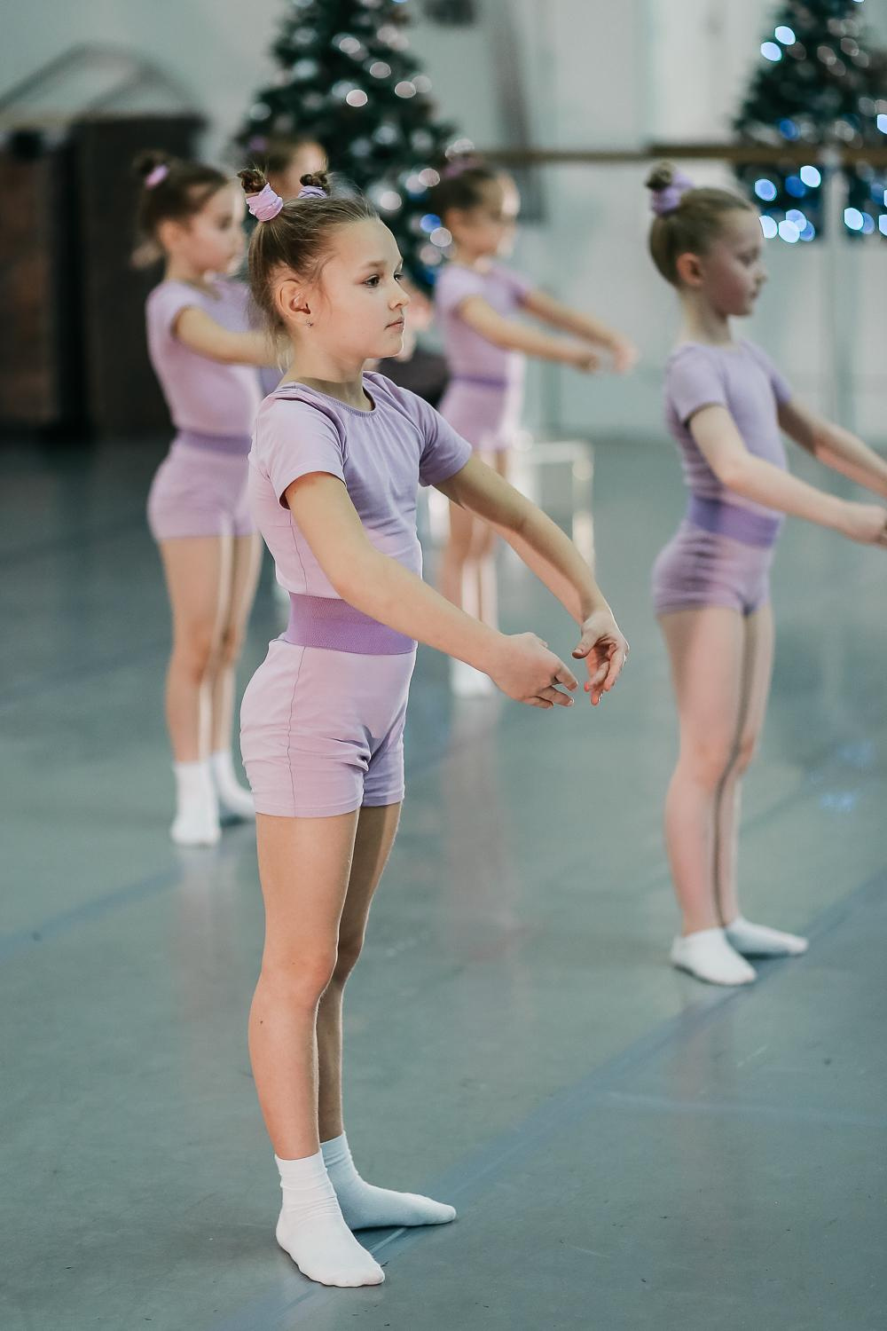 Выступление танцевального центра Дункан. Антонина Морозова, профессиональный семейный фотограф видеограф