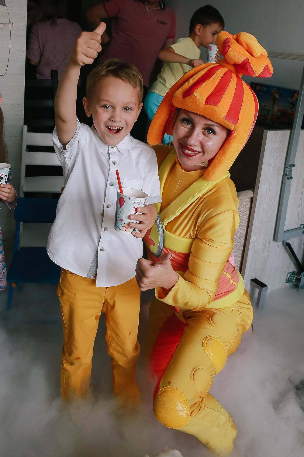 День Рождения Максима дома. Антонина Морозова, профессиональный семейный фотограф видеограф