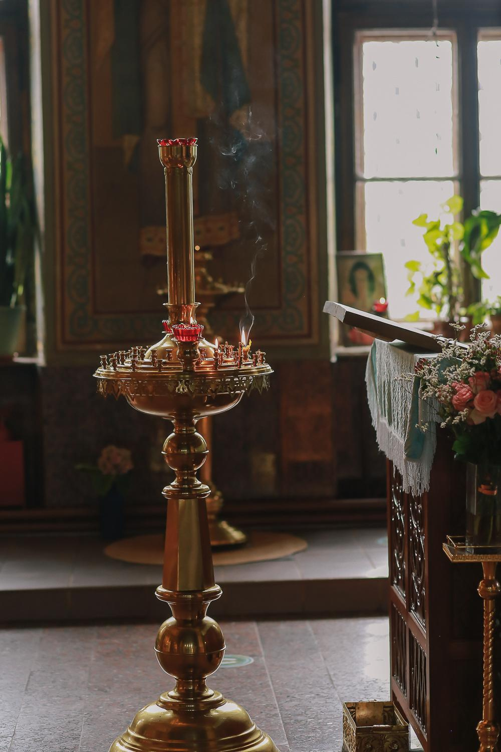 Венчание Евгения и Кристины. Храм Сергия Радонежского. Антонина Морозова, профессиональный семейный фотограф видеограф