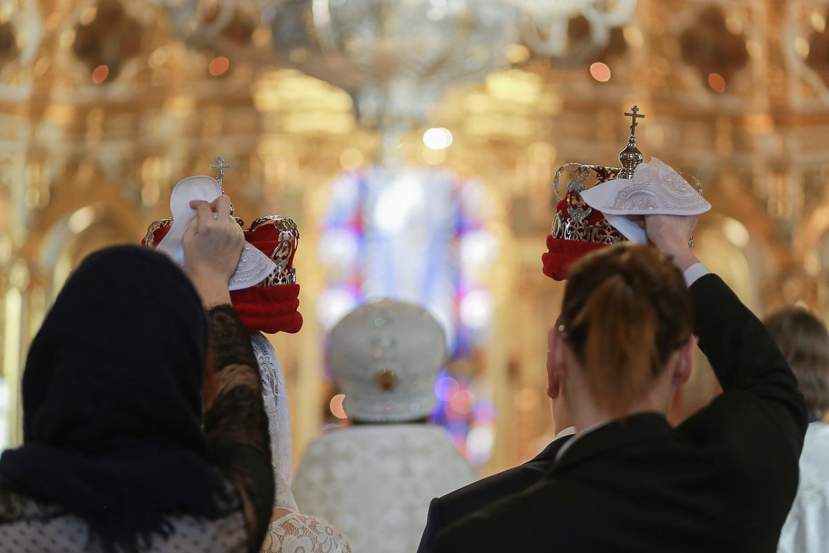 Венчание Алексея и Валерии в Никольском храме. Антонина Морозова, профессиональный семейный фотограф видеограф