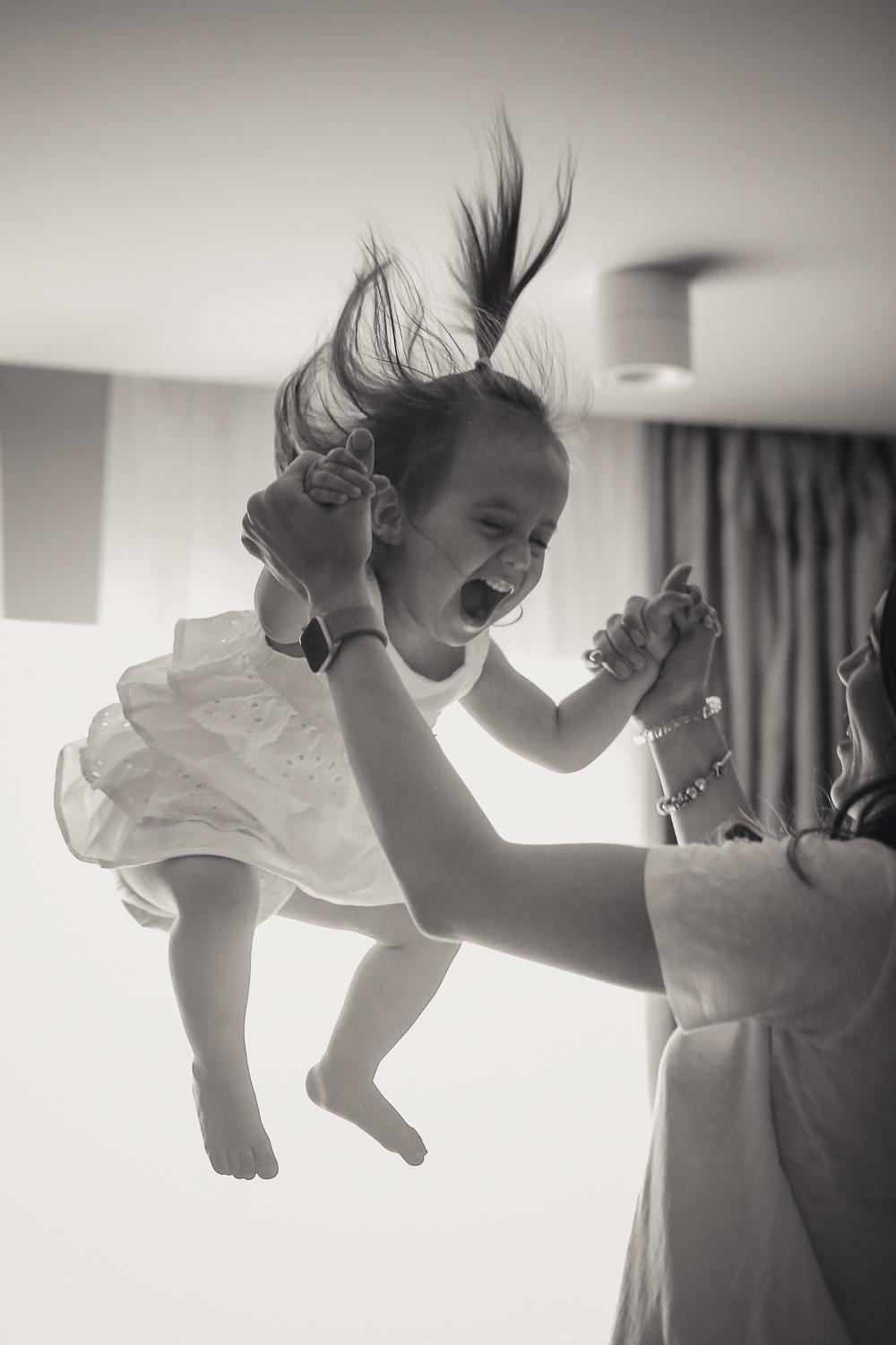 Дома у Марфы и Маруси. Антонина Морозова, профессиональный семейный фотограф видеограф