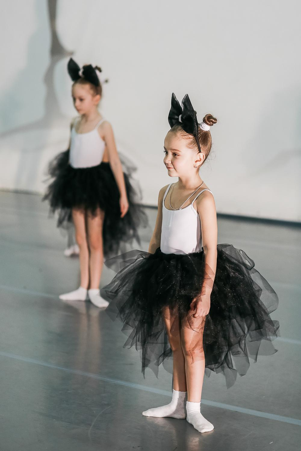 Выступление танцевального центра Дункан. Антонина Морозова, профессиональный семейный фотограф видеограф