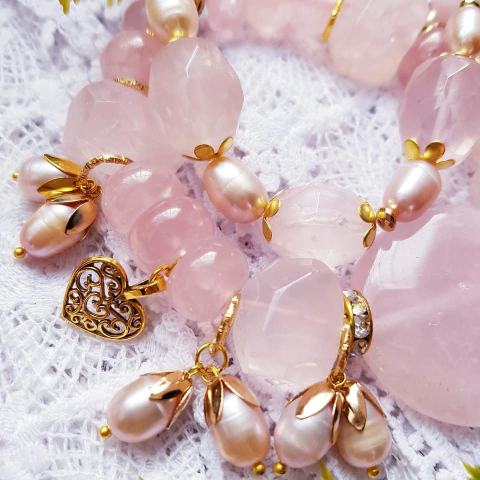 С натуральными камнями. ВАЛИНОР — выставка-продажа hand made