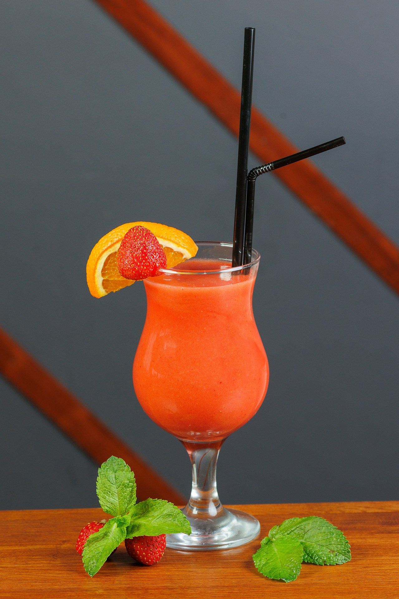 ЭльКрыша. Фотосъёмка для бизнеса — предметное фото, репортаж с мероприятий, портреты людей, съёмка интерьера и экстерьера