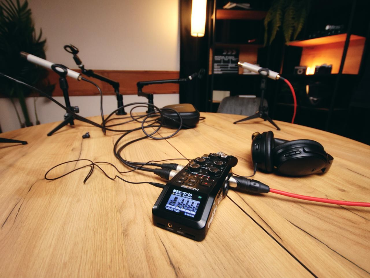 Зона подкастов. Свадебный и репортажный фотограф Дмитрий Кононенко