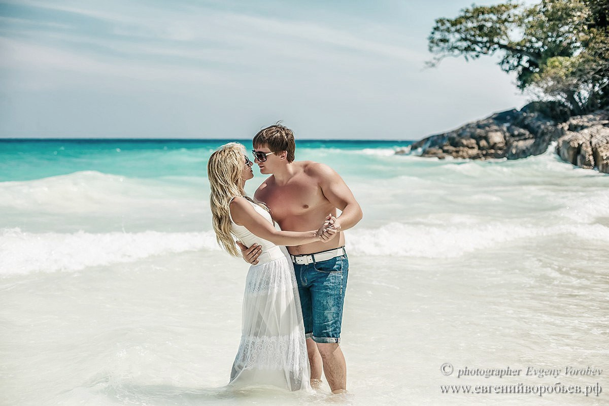 фотосессия Пхукет фотограф пляж лавстори  романтическая фотосъёмка Ката Карон Найхарн Патонг Найхарн Сурин море счастье радость идея место образ пример фото позы для фотосессии Phuket Naiharn Kata Karon Patong Surin заказать фотосъёмку цена стоимость 