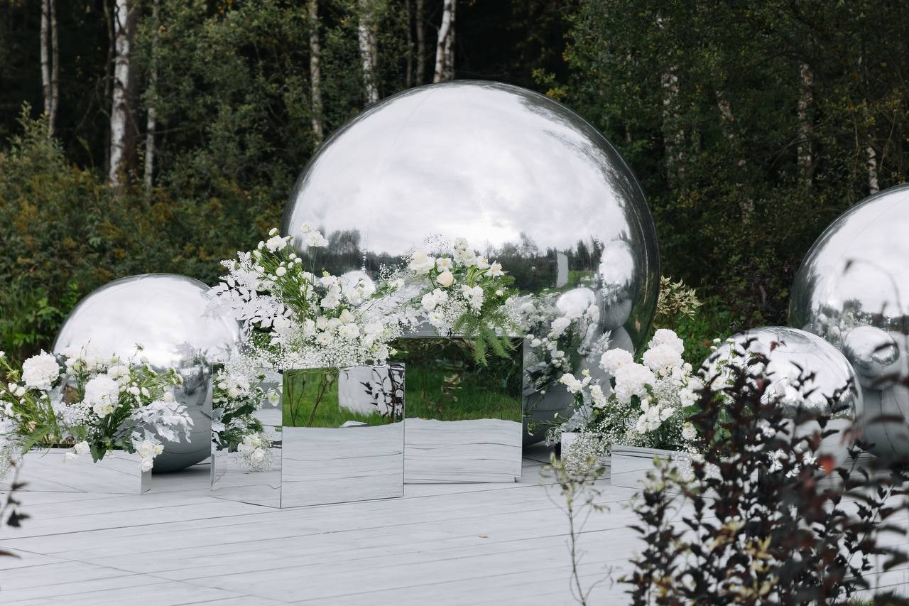 Декор Джуси роуз. Подрядчики и друзья сети свадебных площадок House for wedding