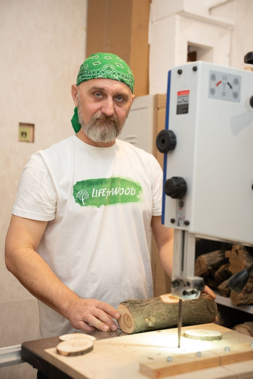 Съемка для мастерской «LIFEforWOOD» 📸+🎬. Видеограф / Фотограф  — Яна Спащанская