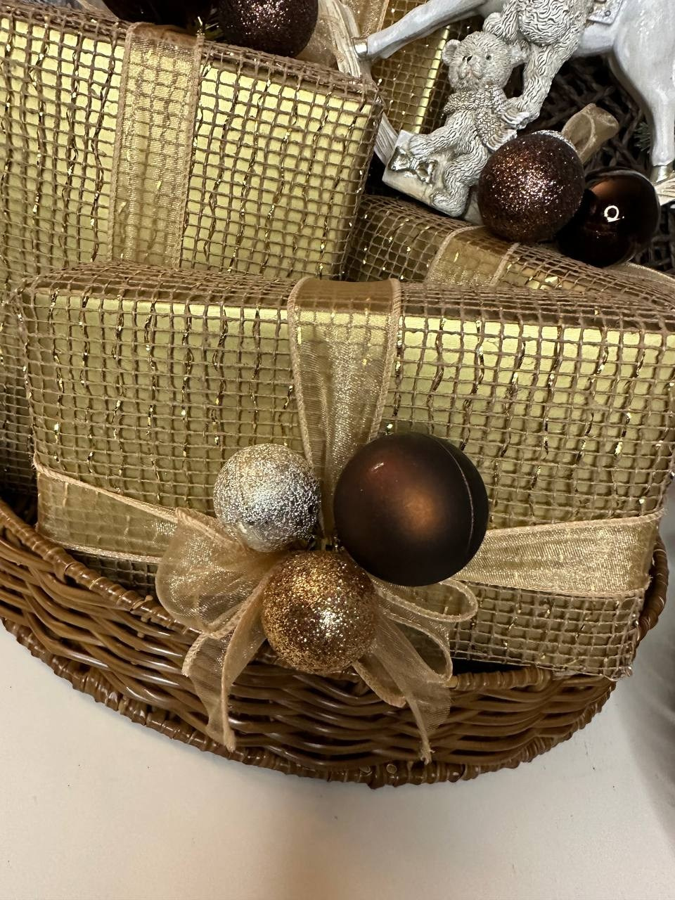 Новогодняя композиция. Студия подарочных наборов «Владия»