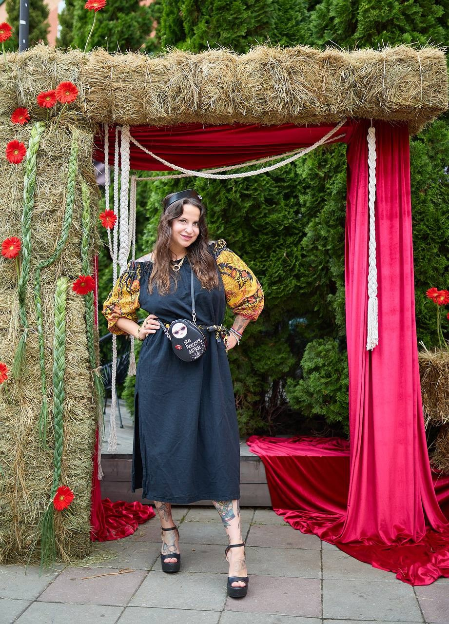 Ведущая Кэбш. Подрядчики и друзья сети свадебных площадок House for wedding