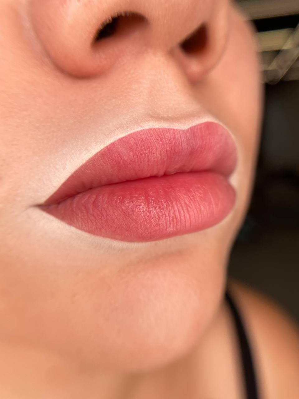 Анастасия. Студия перманентного макияжа, косметологии и массажа SYMMETRY в Москве, м. Киевская