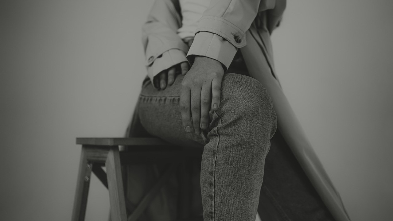 Черно-белая фотосессия на циклораме в фотостудии Новочеркасска «Рафинад». Свадебный фотограф в Ростове-на-Дону. Таинство Крещения и Венчания, семейные фотосессии. Алёна Чёботова