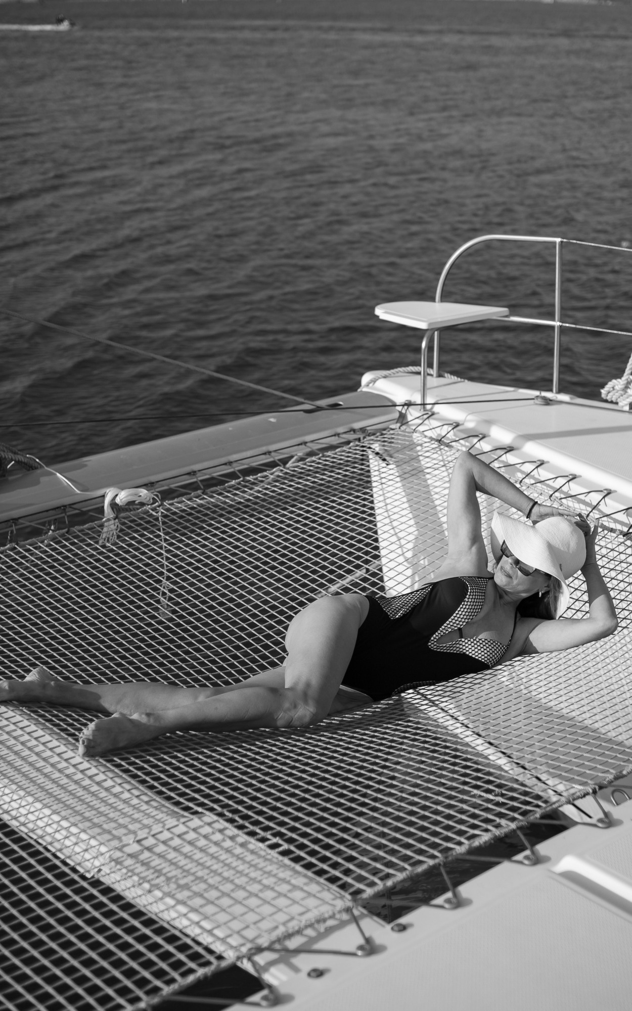 Елена прогулка на яхте. Свадебный семейный женский фотограф в Санкт-Петербурге Ксения Жультэ