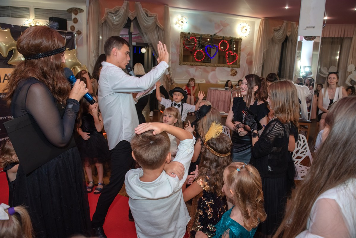 HAPPYkids дефиле санаторий Октябрьский. Семейный и коммерческий фотограф в Сочи Александр Бодунов