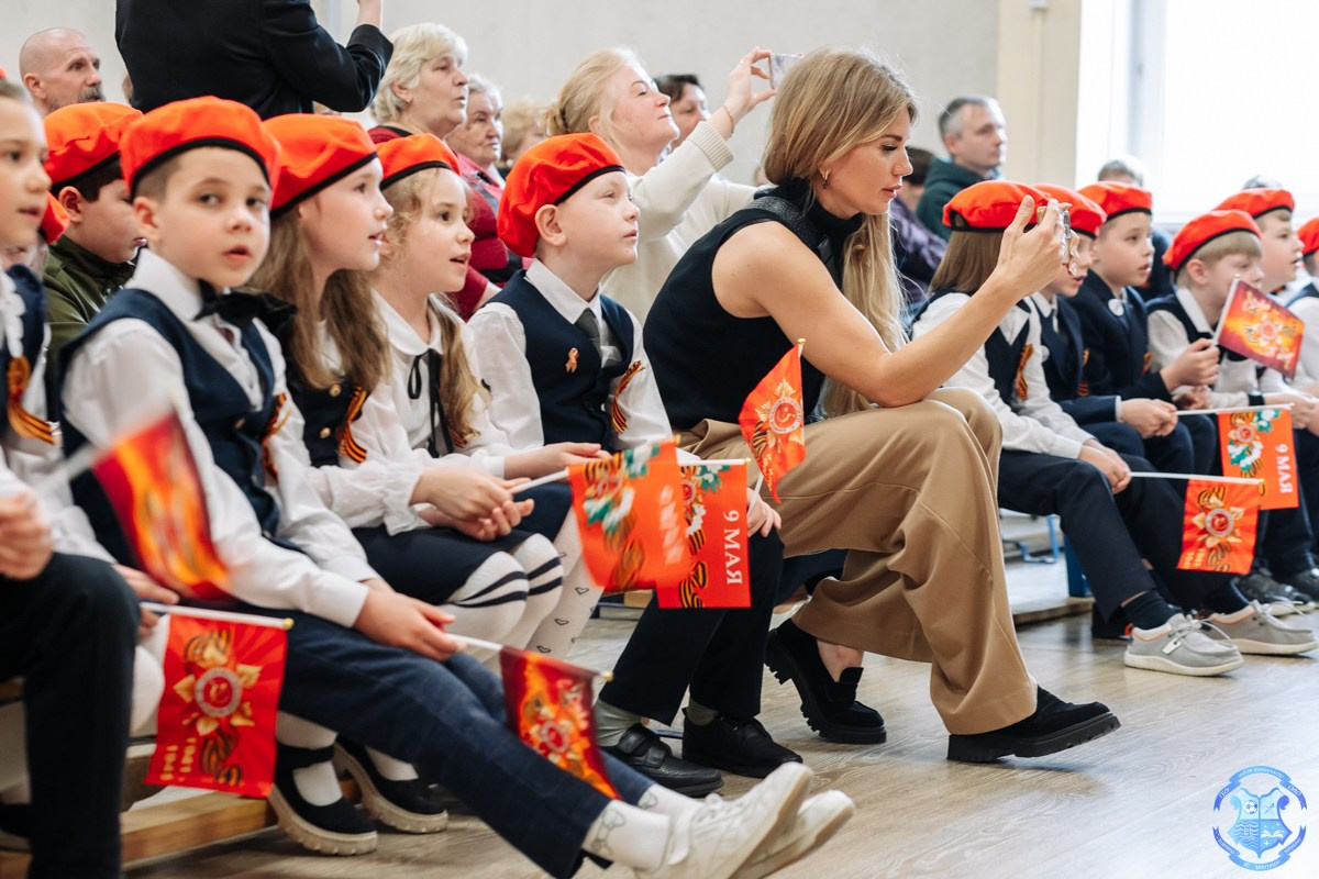 Праздник 9 мая в школе. Фотограф Москва