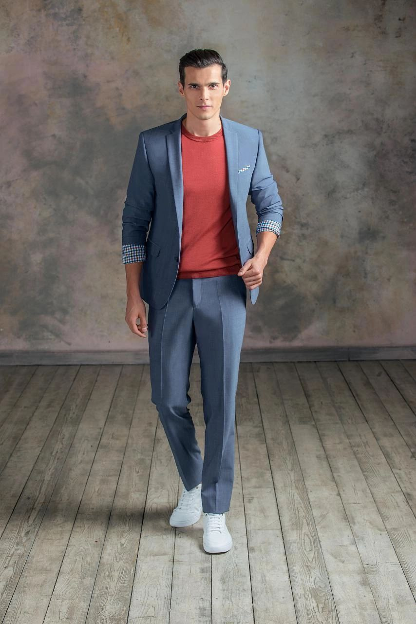 Иван, 184 см, 50-52. KED Production — продакшн из СПб. Создаём фото, видео и контент, который помогает брендам и селлерам продавать больше