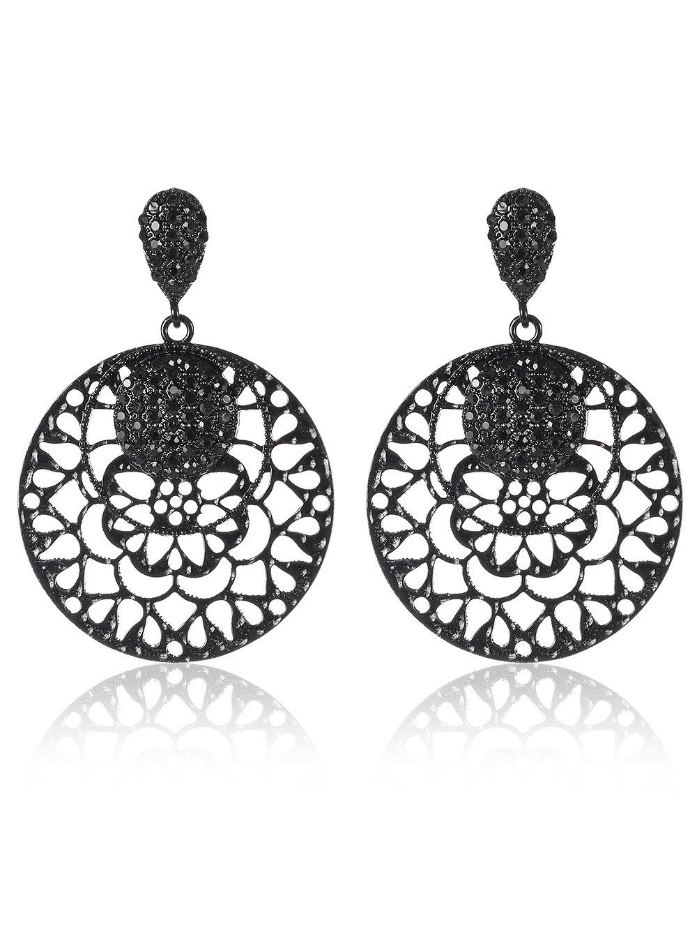 Предметная съёмка бижутерии для маркеплейсов. Съёмка украшений в Москве. Предметный фотограф Константин Агафонов — предметная съёмка и фотосъёмка в Москве